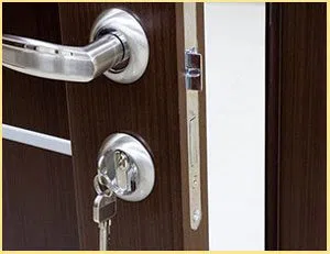  Boston Emergency Locksmith Boston, MA 617-206-2208